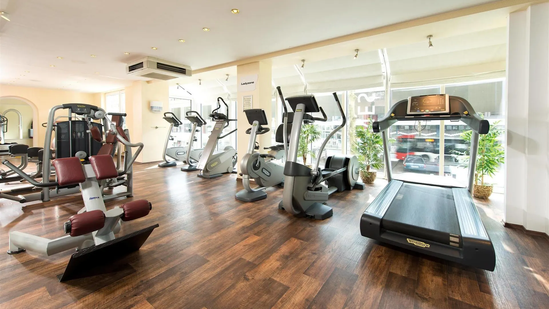 ****  Best Western Hotel Zur Post BRE Německo