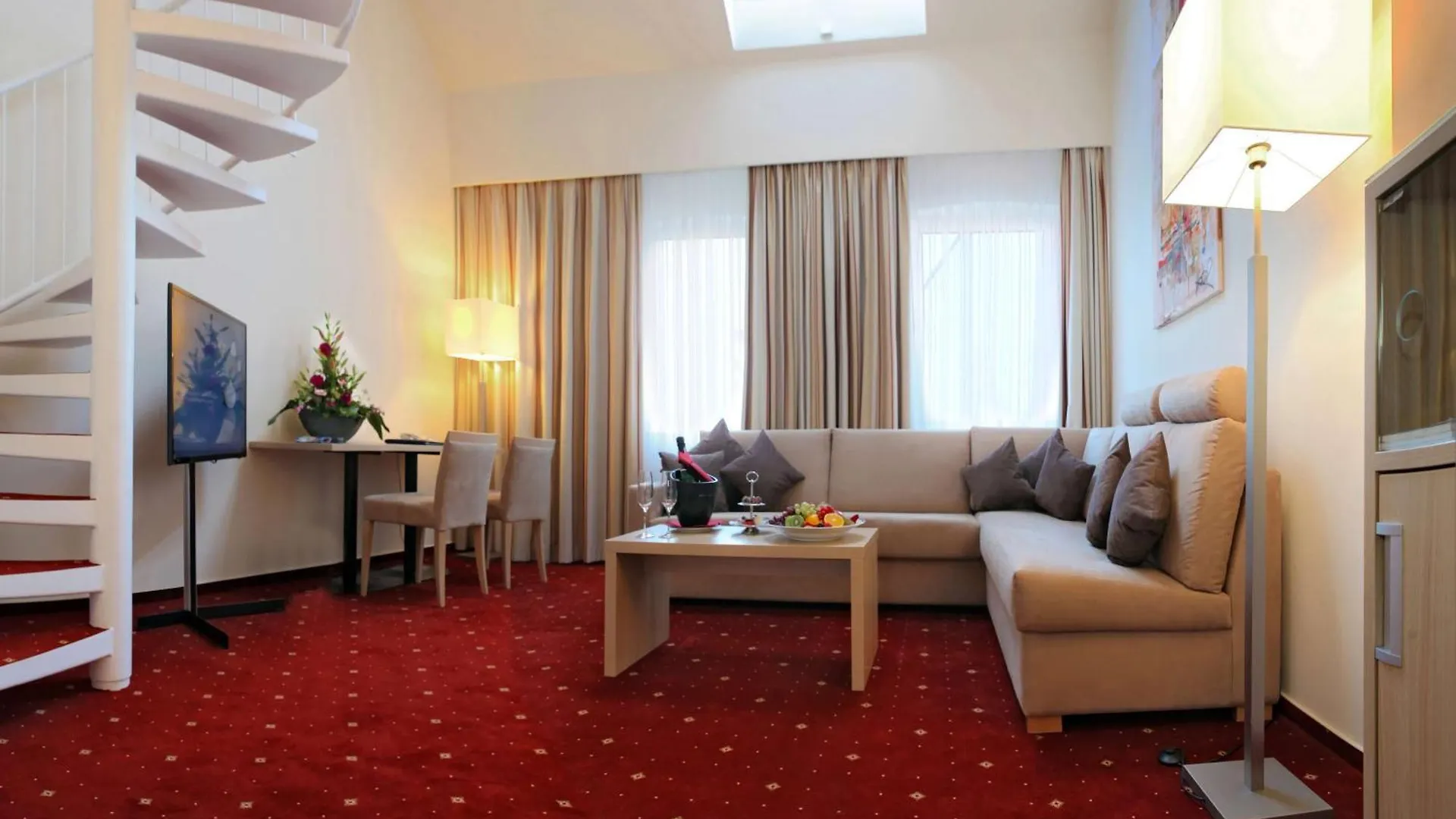 Best Western Hotel zur Post Bremen 4*,